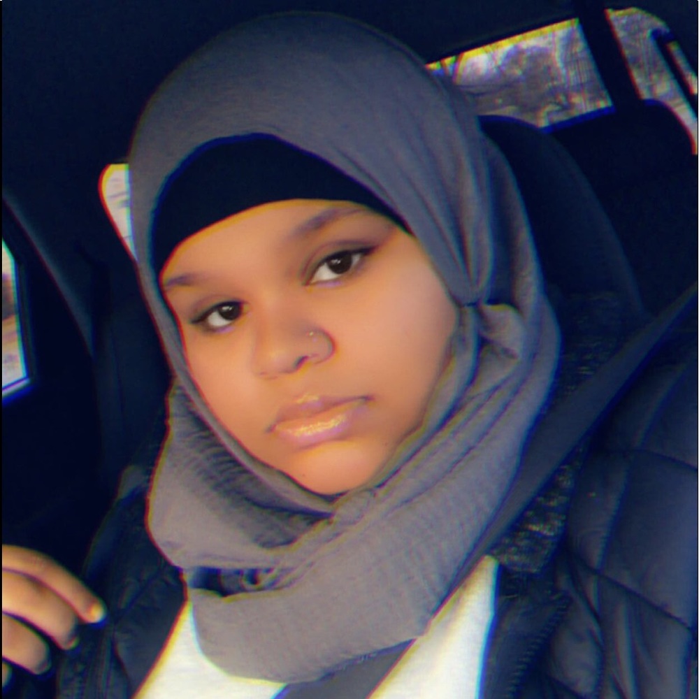 Meet your Posher, Corrina